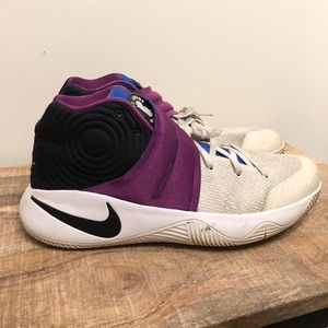 Nike Kyrie 2 MENS basketball shoes size 10.5